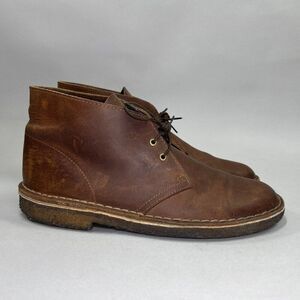 Clarks Men's Size 8.5 Desert Brown Leather Chukka Boots